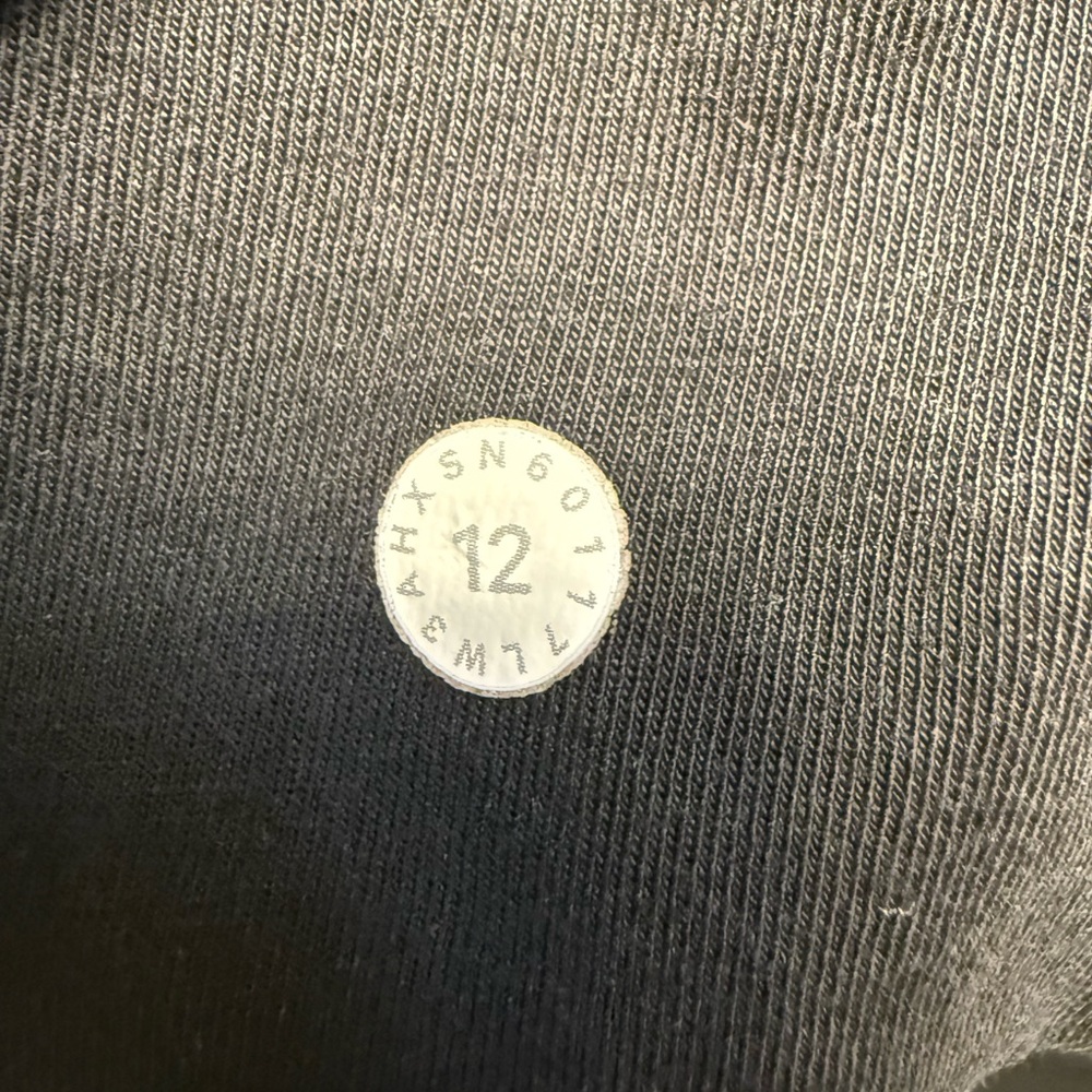 Euc Lululemon Wind Down Pullover * Black - image 5